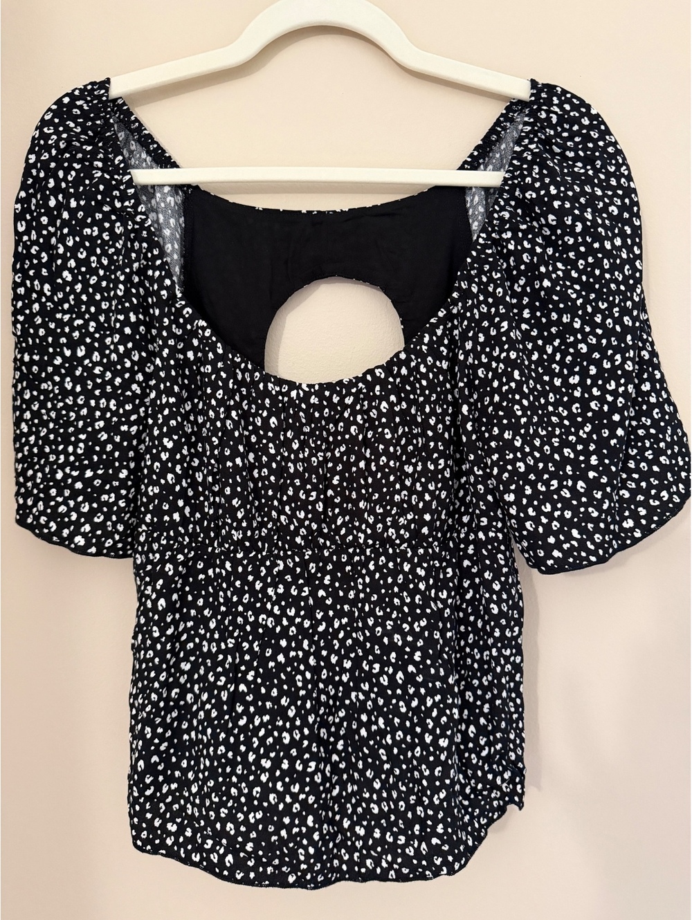 M Urban Romantics cutout blouse, smocked
